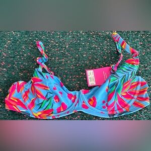 ‼️RARE‼️🎸Tabitha Brown🎸🔥NWT🔥Retro Tropical Bikini Top— M